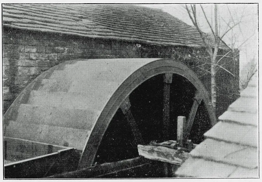 The larger of the two Grogram waterwheels (the ‘Groggie’), in 1934. The original was damaged by the Sheffield flood of 1864. From Miller, 1936.